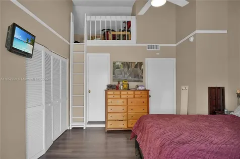 10194 SW 77th Court Miami FL 33156