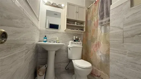 15900 SW 103rd Place Miami FL 33157
