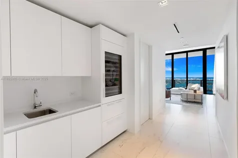 1000 Biscayne Boulevard Miami FL 33132