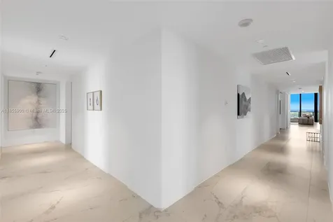 1000 Biscayne Boulevard Miami FL 33132