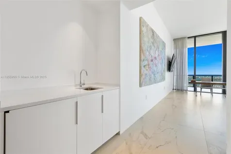 1000 Biscayne Boulevard Miami FL 33132