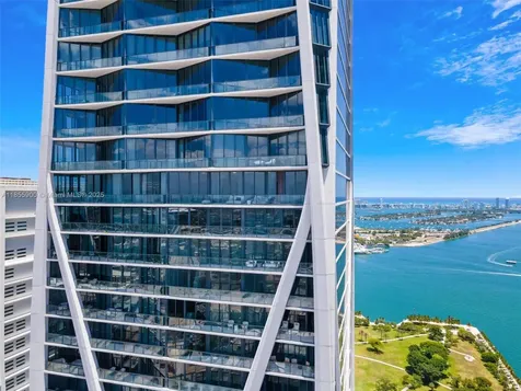 1000 Biscayne Boulevard Miami FL 33132