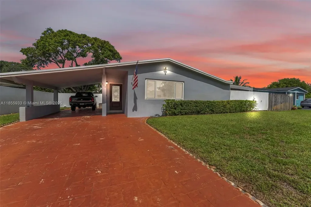 330 N 65th Terrace Hollywood FL 33024