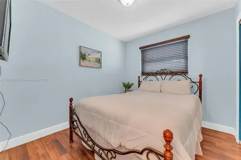 330 N 65th Terrace Hollywood FL 33024