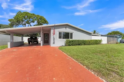 330 N 65th Terrace Hollywood FL 33024