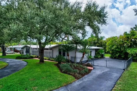 8820 SW 150th Street Palmetto Bay FL 33176