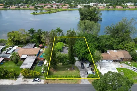 1915 NW 115th Street Miami FL 33167