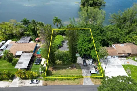 1915 NW 115th Street Miami FL 33167