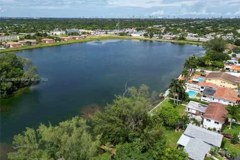 1915 NW 115th Street Miami FL 33167