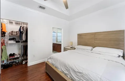 7423 NW 182nd Street Hialeah FL 33015