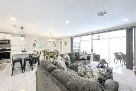 3505 SE 16th Place Cape Coral FL 33904