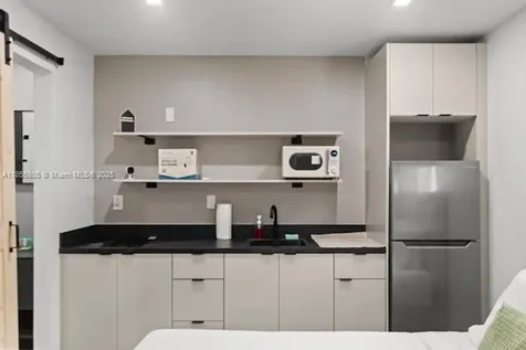 3125 NW 21st Court Miami FL 33142
