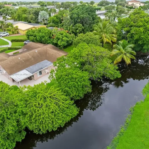 110 NW 78th Avenue Pembroke Pines FL 33024