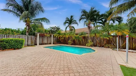 2004 SE 15th Street Homestead FL 33035