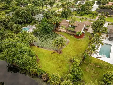 2171 SW 117th Terrace Davie FL 33325