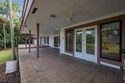 2171 SW 117th Terrace Davie FL 33325