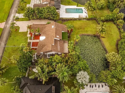 2171 SW 117th Terrace Davie FL 33325
