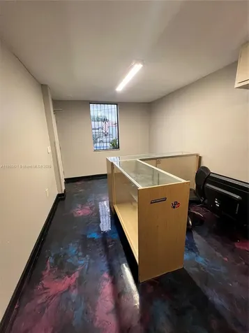 1657 W 40th Street Hialeah FL 33012