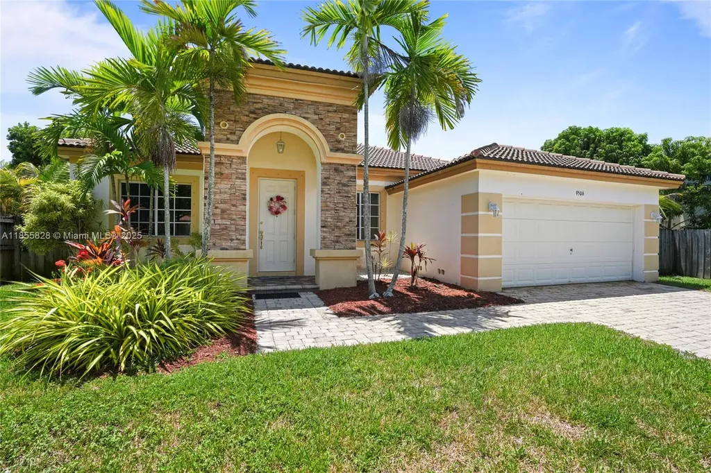 9506 SW 220th Lane Cutler Bay FL 33190