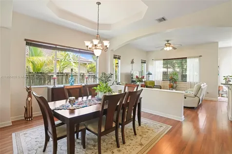 9506 SW 220th Lane Cutler Bay FL 33190