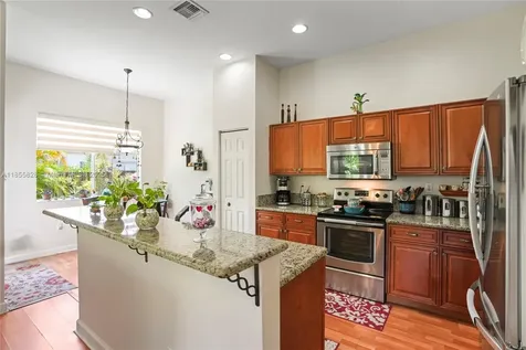 9506 SW 220th Lane Cutler Bay FL 33190