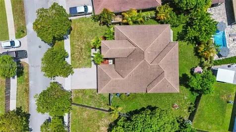 9506 SW 220th Lane Cutler Bay FL 33190