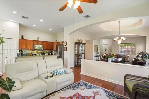 9506 SW 220th Lane Cutler Bay FL 33190