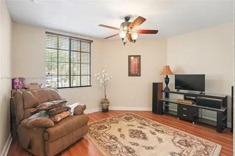 9506 SW 220th Lane Cutler Bay FL 33190