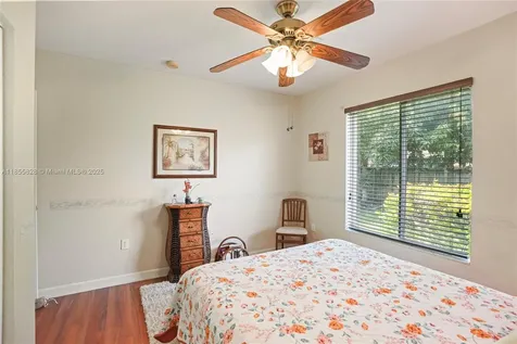 9506 SW 220th Lane Cutler Bay FL 33190