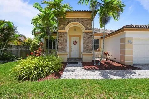 9506 SW 220th Lane Cutler Bay FL 33190