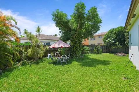 9506 SW 220th Lane Cutler Bay FL 33190