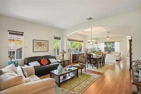 9506 SW 220th Lane Cutler Bay FL 33190