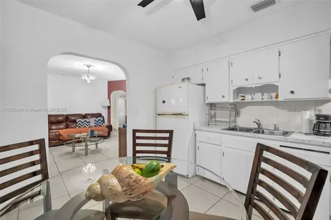 3248 NW 102nd Street Miami FL 33147