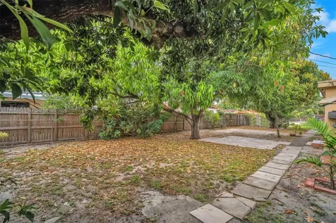 3248 NW 102nd Street Miami FL 33147