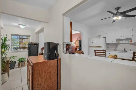 3248 NW 102nd Street Miami FL 33147
