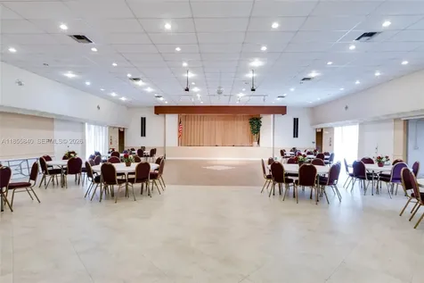 1040 Country Club Drive Margate FL 33063