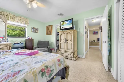 2404 Kelly Court Fort Pierce FL 34982