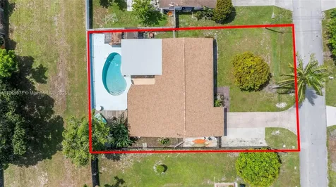 2404 Kelly Court Fort Pierce FL 34982