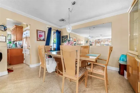 2404 Kelly Court Fort Pierce FL 34982