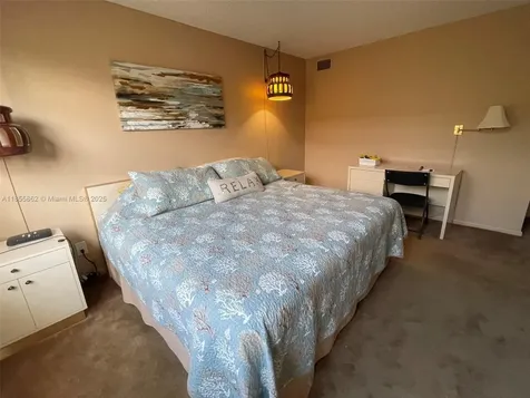 4975 E Sabal Palm Boulevard Tamarac FL 33319