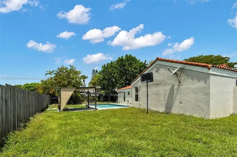 15240 SW 152nd Terrace Miami FL 33187