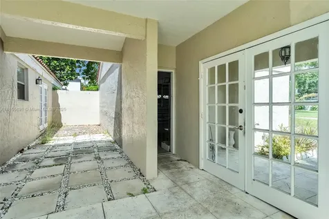 15240 SW 152nd Terrace Miami FL 33187