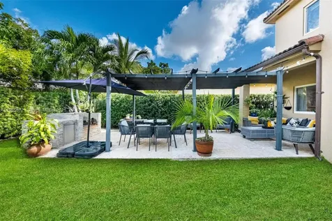 22536 SW 94th Place Cutler Bay FL 33190