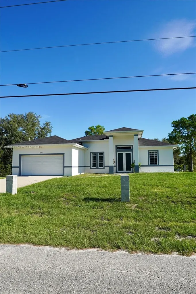 105 E 15th Street Lehigh Acres FL 33972