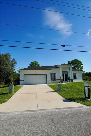 105 E 15th Street Lehigh Acres FL 33972