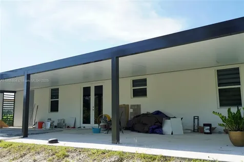 105 E 15th Street Lehigh Acres FL 33972
