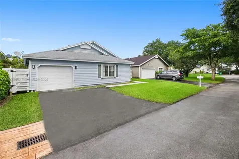 15025 SW 142nd Place Miami FL 33186