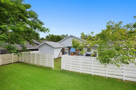 15025 SW 142nd Place Miami FL 33186