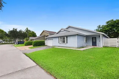 15025 SW 142nd Place Miami FL 33186