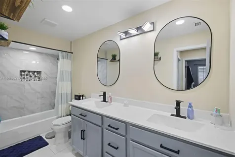 15025 SW 142nd Place Miami FL 33186